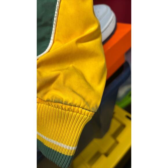 Vintage green bay packers jacket by Reebok, NFL on field team apparel - Picture 7 of 8